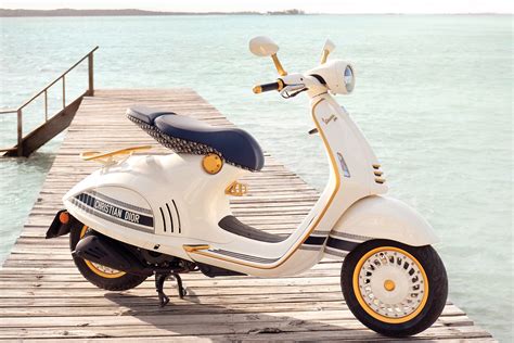 vespa dior precio mexico|Vespa 946 christian Dior price.